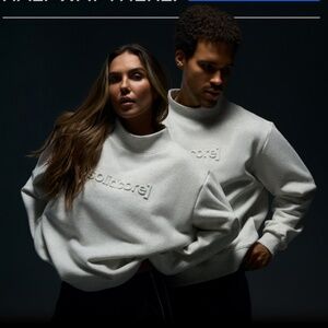 Solidcore Solidays Light Gray Embossed Logo Mock neck sweatshirt - size S